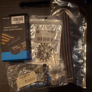 Circuit Playground and Jumper Wire Set